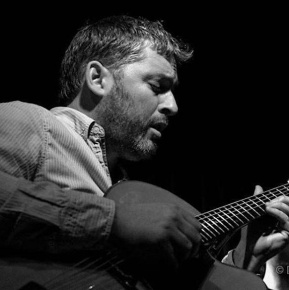 0 B5 ED7 E2 B289 44 FF 85 B3 95 EE24 DF7 E21 Conall Lee