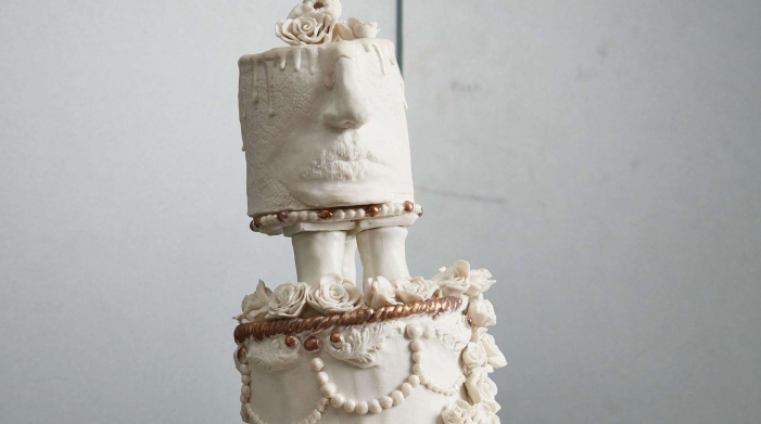 Feast 2020 porcelain gold lustre mother of pearl