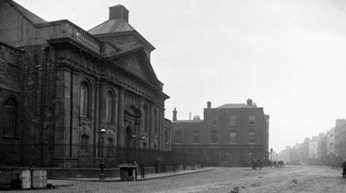 Catherines church and roadway